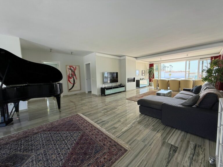 5aca9599775b6a2ff8bd60bacc3270a0 - 7