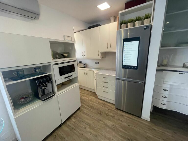 5b30bbc6425a81bfda17c8a8ffb5db3b - 12