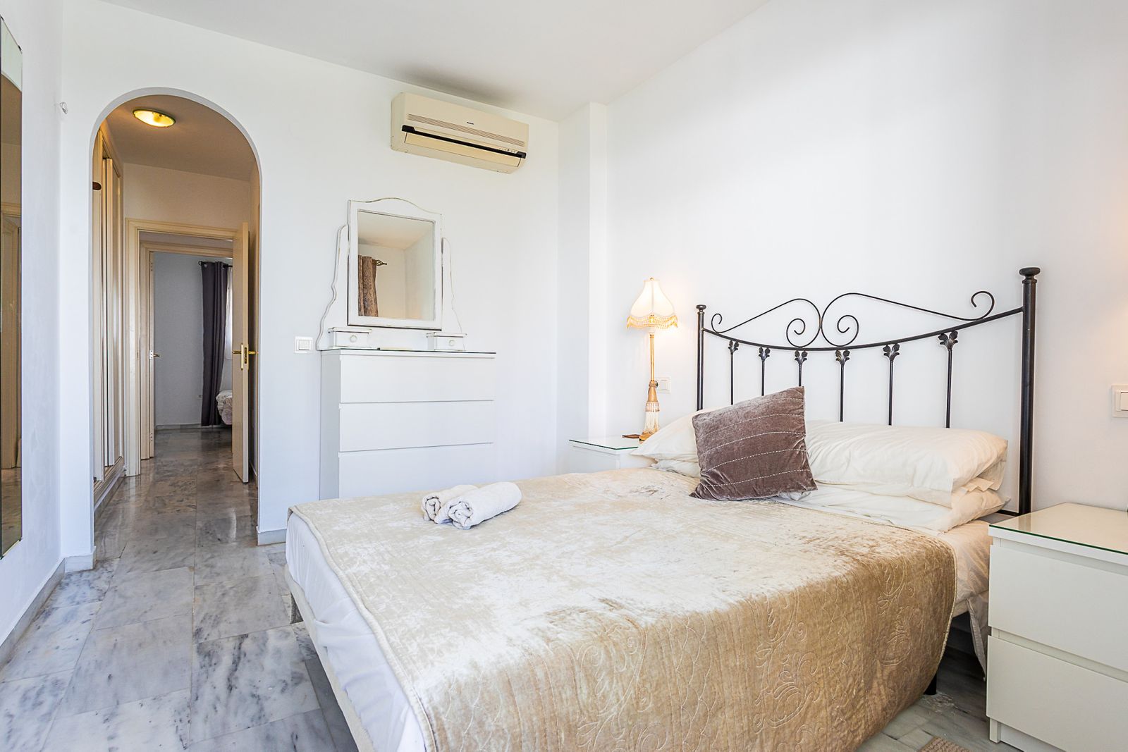 5ddeb6fe67381ca346ee47a9abdd157d - 4