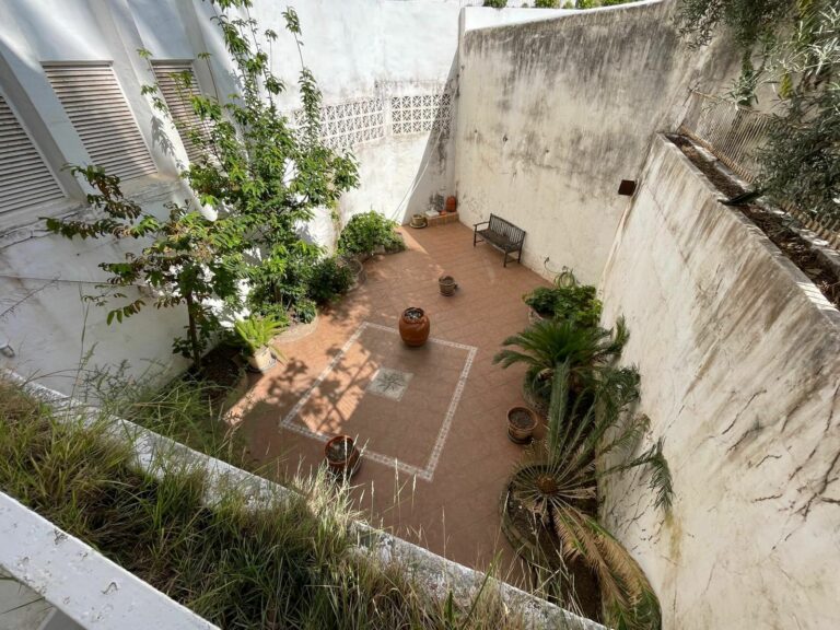 5eddd1545261781141b3eca5c6545344 - 9