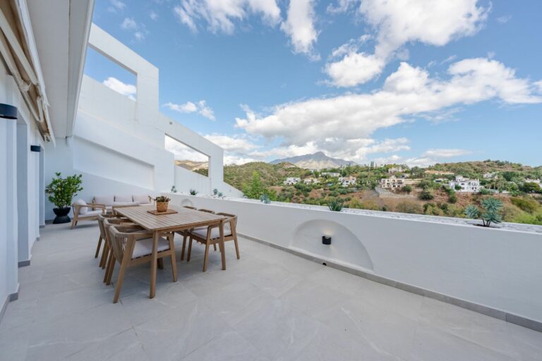 5fb8900faf654c309e167888c498b9bf - 10