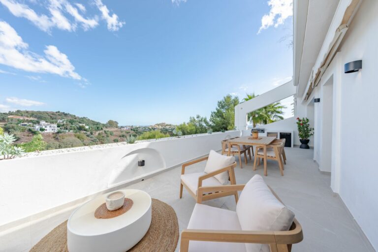 5fb8900faf654c309e167888c498b9bf - 11