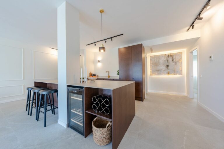 5fb8900faf654c309e167888c498b9bf - 4