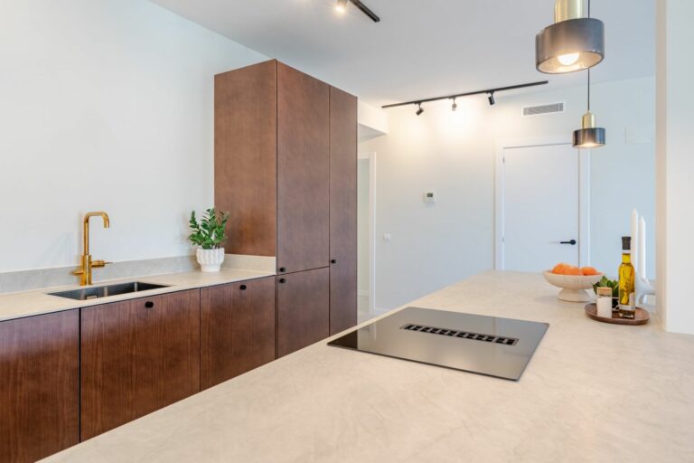 5fb8900faf654c309e167888c498b9bf - 7