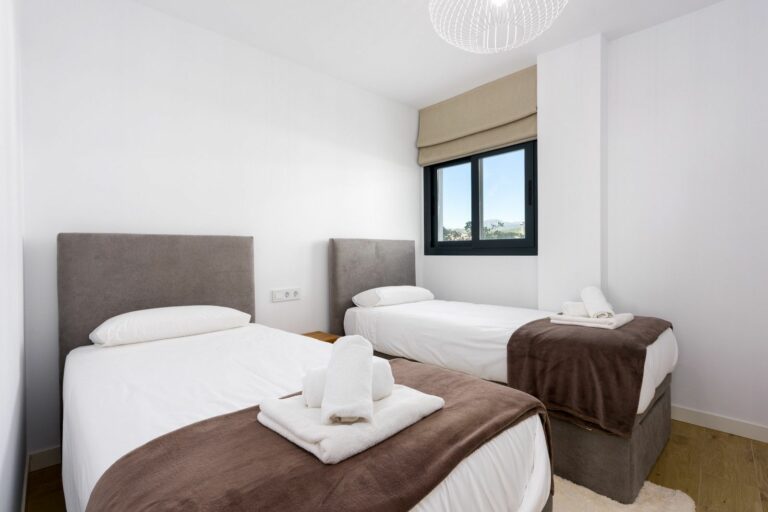 5fe144da2e771bc3258912b52adbc87c - 14