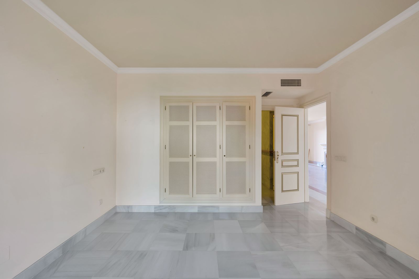 602d0ef3c98534a092e9a467ec42d365 - 15