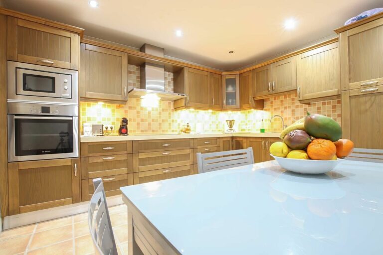 60e521255edb8f70ab2f19150755bda2 - 5