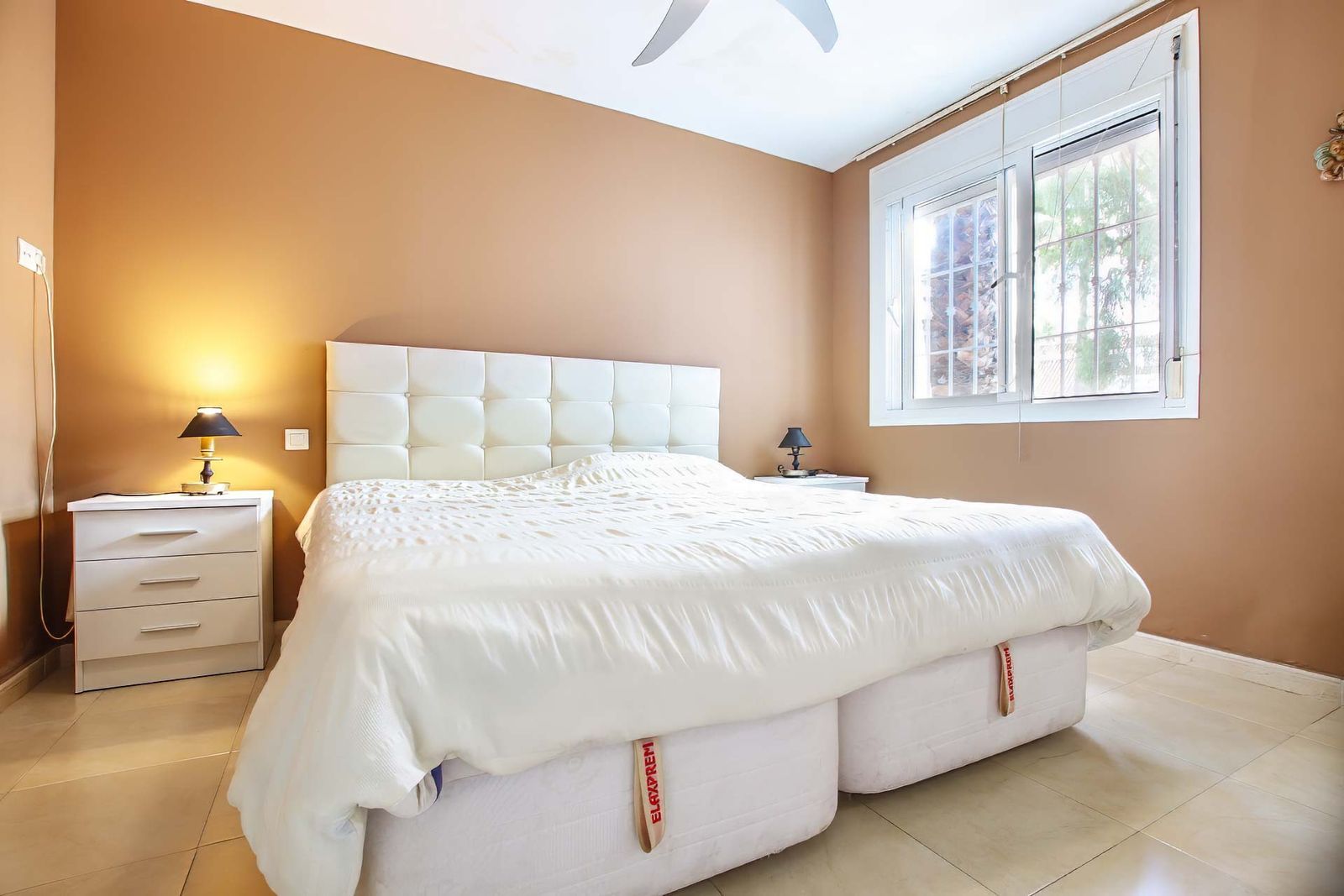 60e521255edb8f70ab2f19150755bda2 - 7