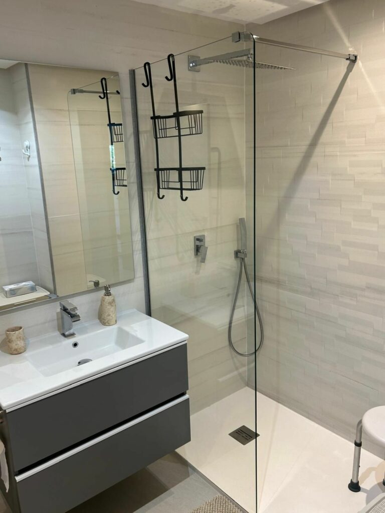 624a628d6e100e648a8070dace6d1746 - 14