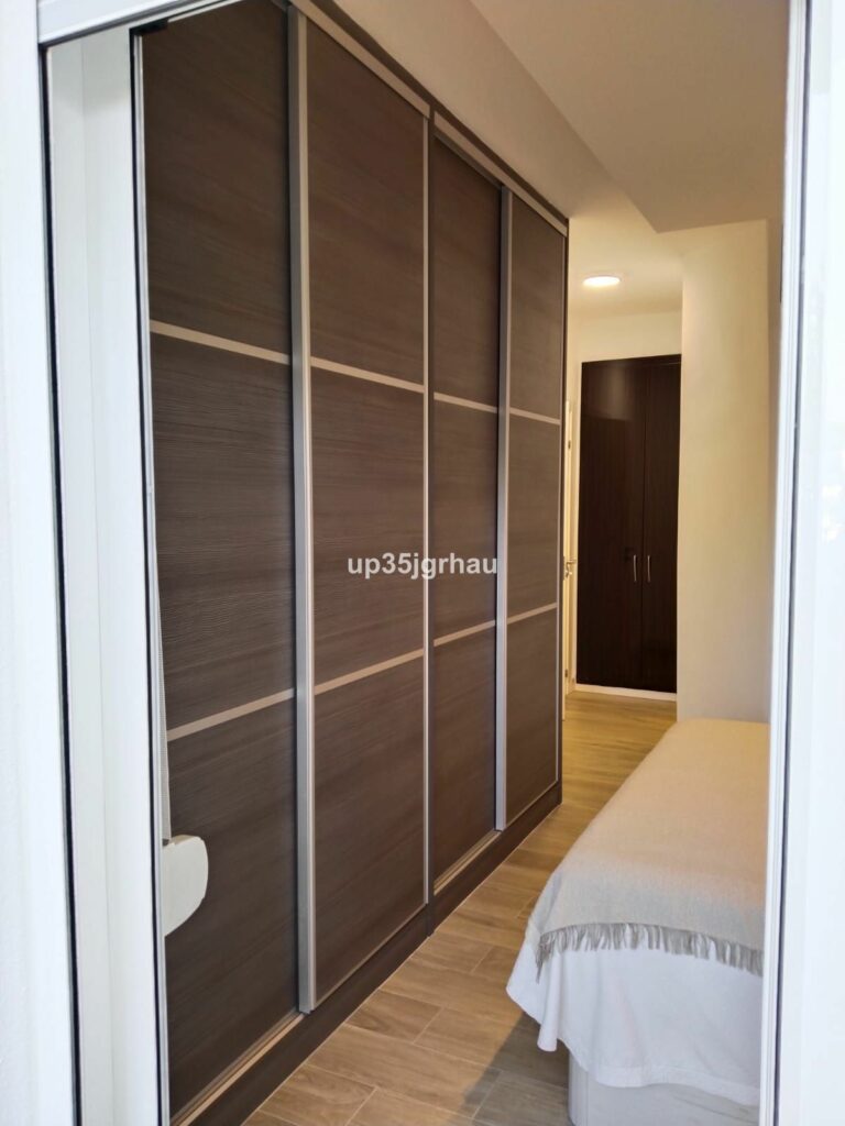 62597ff76de3c382a3440a0a3e5427c9 - 8