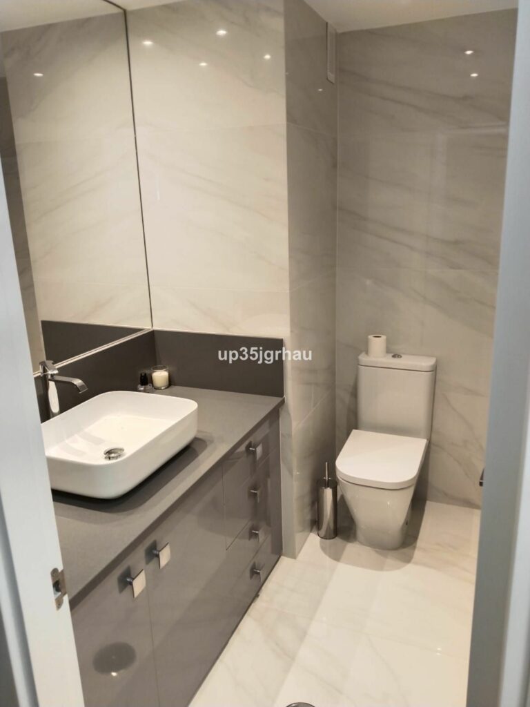 62597ff76de3c382a3440a0a3e5427c9 - 9