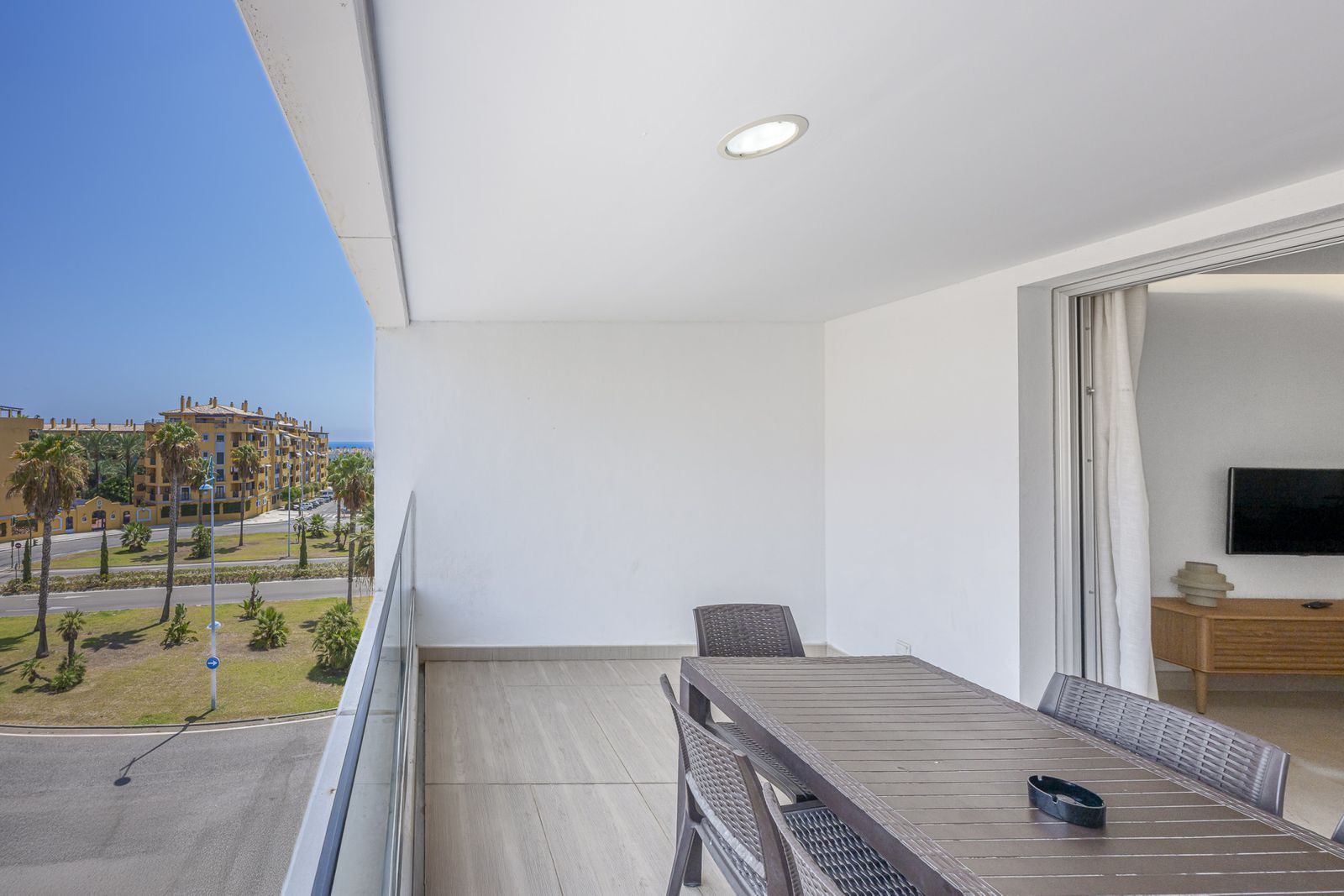 635697d120e37dccf42238d999d12ba1 - 13