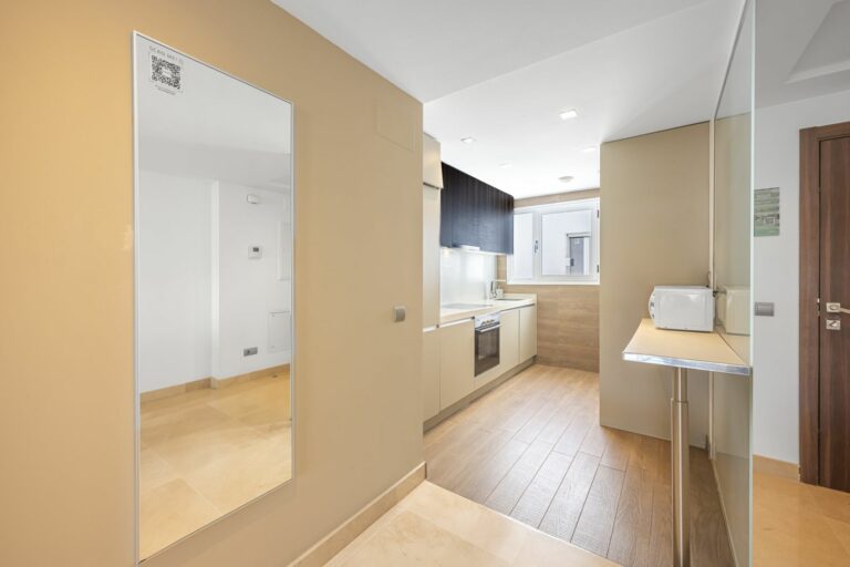 635697d120e37dccf42238d999d12ba1 - 9