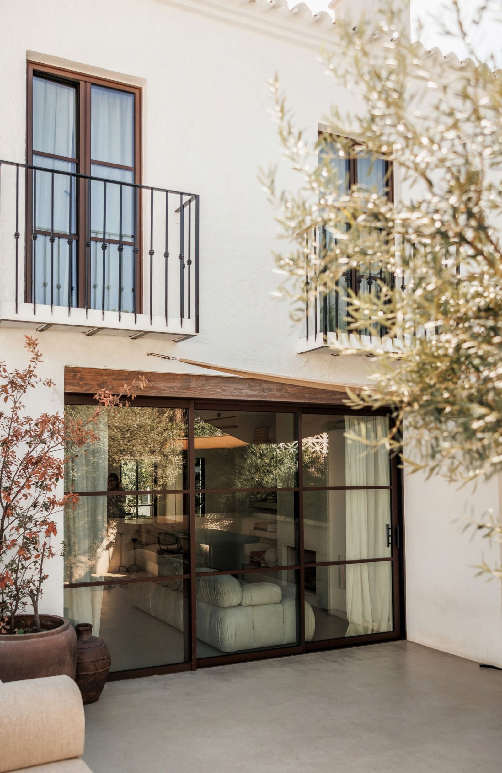 63646355eb06c059092abec849c8dad9 - 1