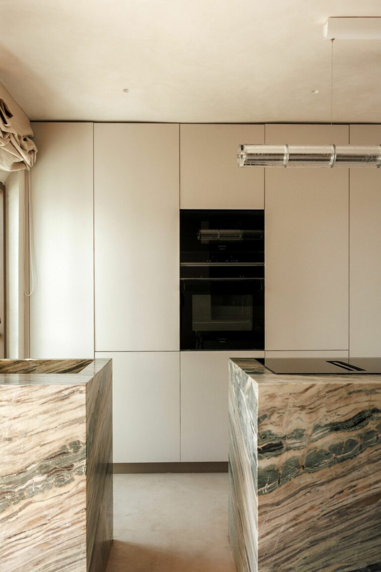 63646355eb06c059092abec849c8dad9 - 16