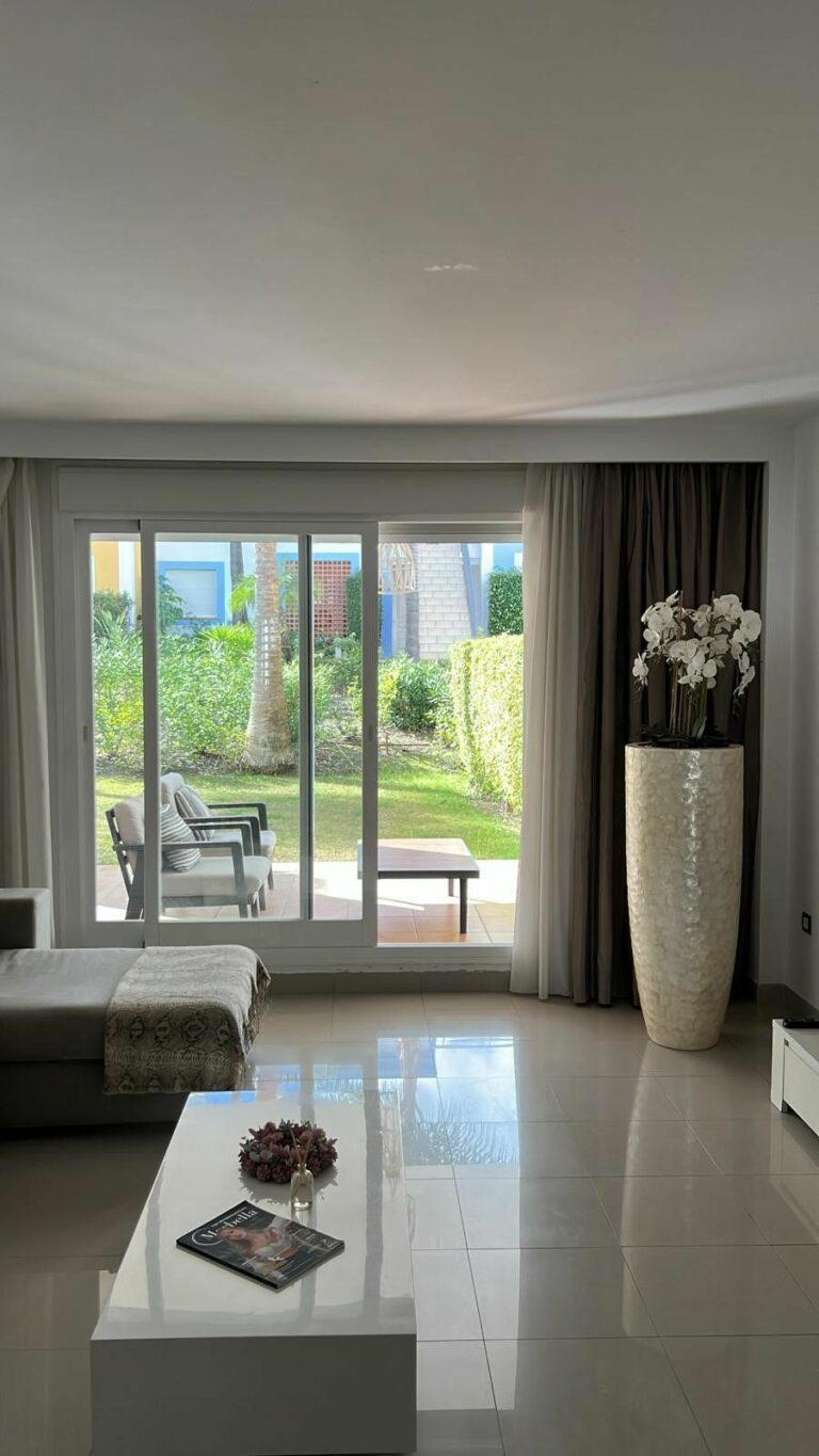 63ee27534919e44066e348300098e9fe - 4