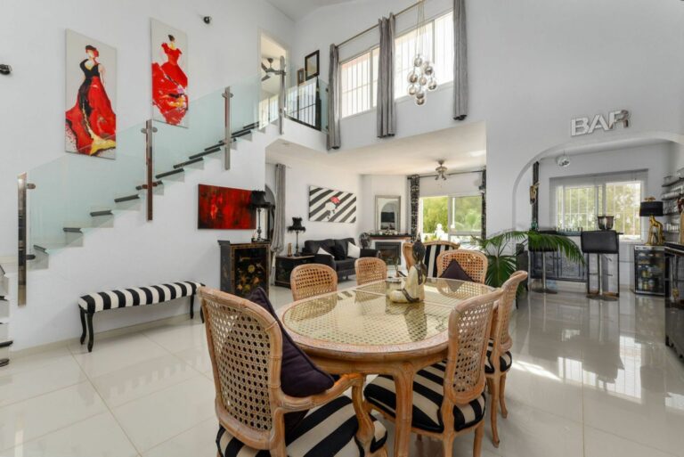 643d114d475b110269b15afd222c23e7 - 4