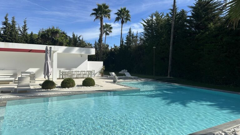 64b618af05e2ac3447d38ba74f44b7b9 - 14