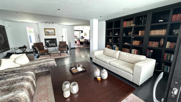 64b618af05e2ac3447d38ba74f44b7b9 - 2