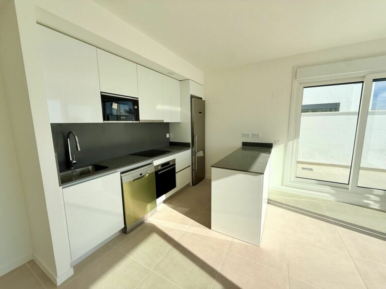 671188b860814e67db0cf100415921b3 - 10