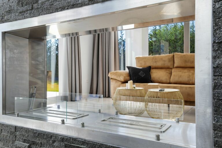 677c92d99cc341ce57b7a6eed78e7c18 - 16