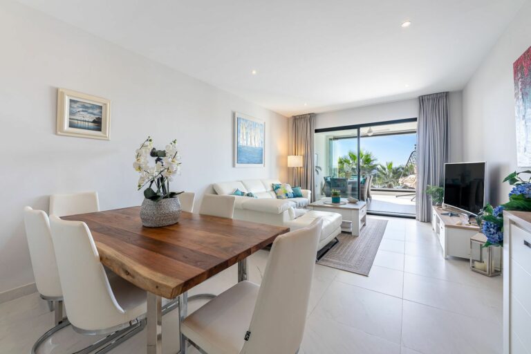 678b560fd64c5732b2f3c52fbbd0f1ba - 10