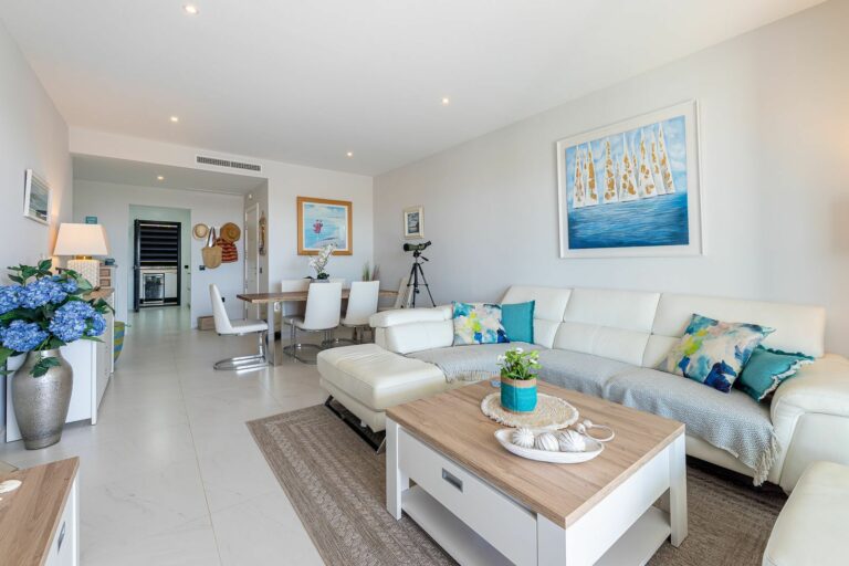 678b560fd64c5732b2f3c52fbbd0f1ba - 11