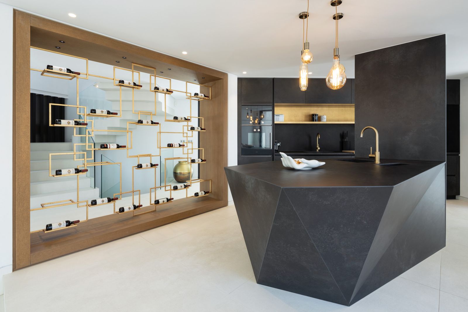 67ba5c2acbe03d9f75e06f680d55850d - 14