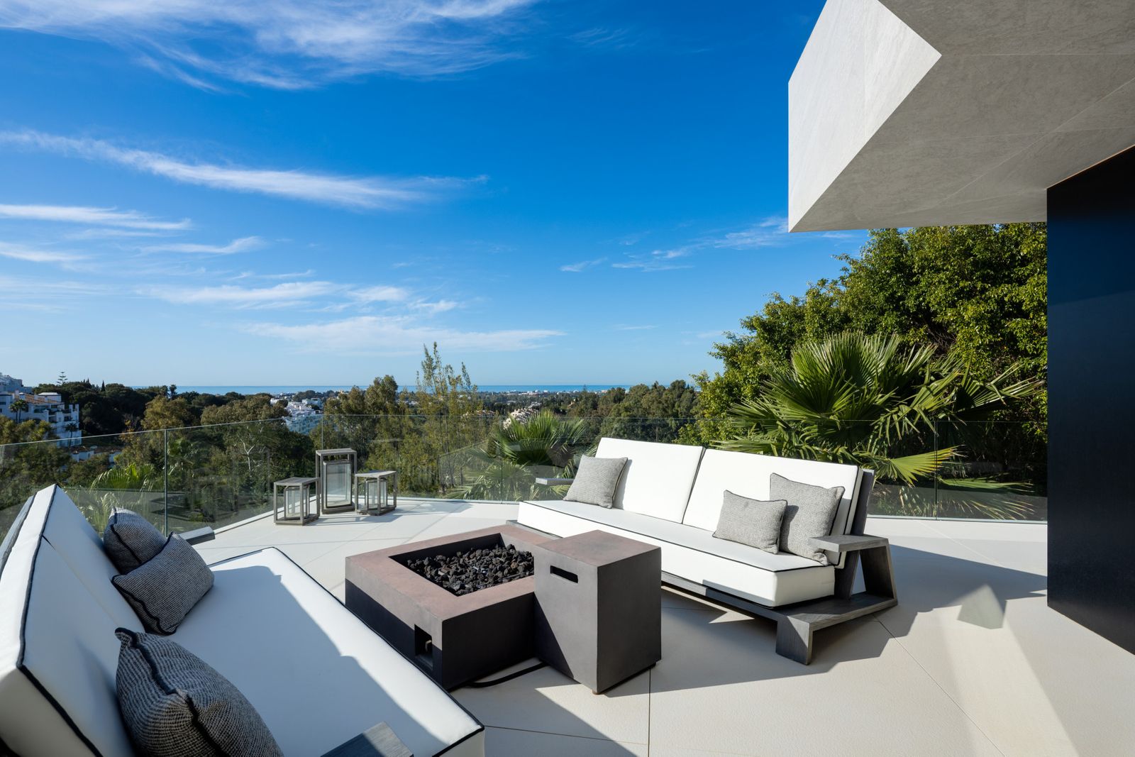 67ba5c2acbe03d9f75e06f680d55850d - 3