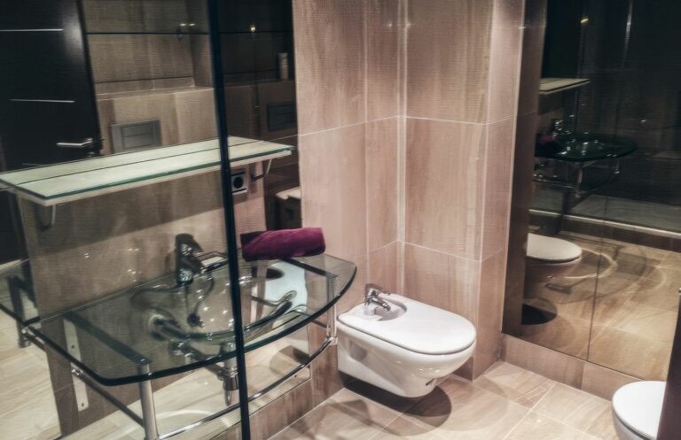 683667543e2c5921d3c3d58b36808536 - 7