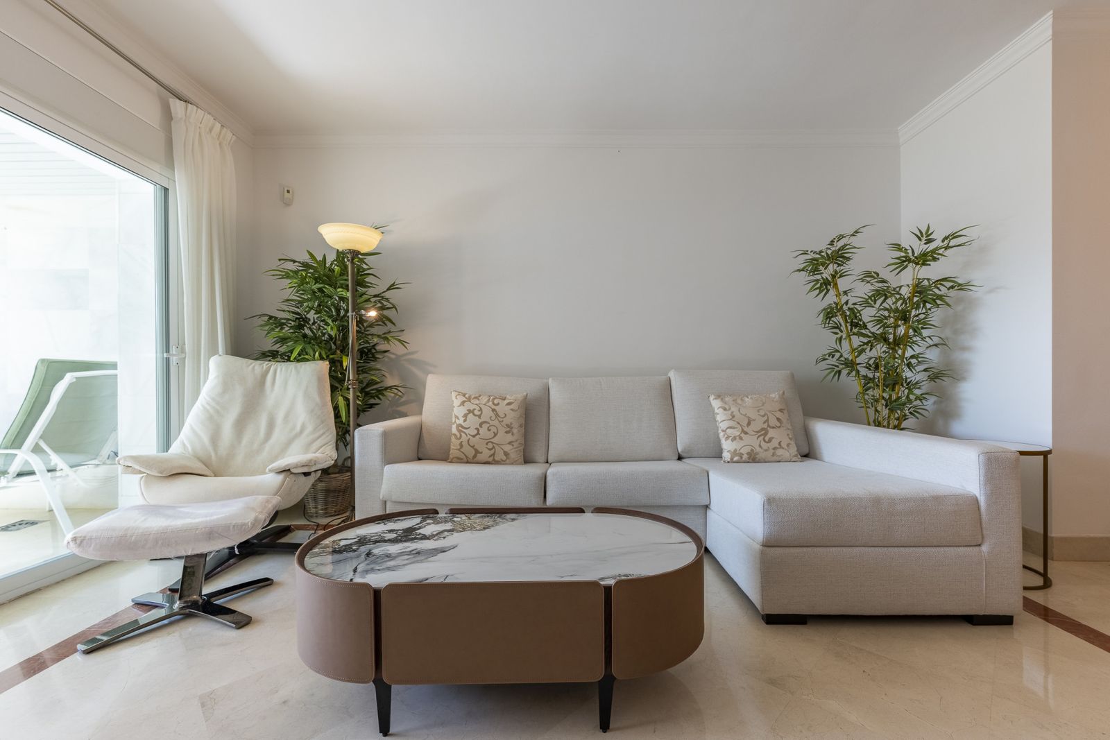 69012b9bb933813165720ad23cd859d9 - 10