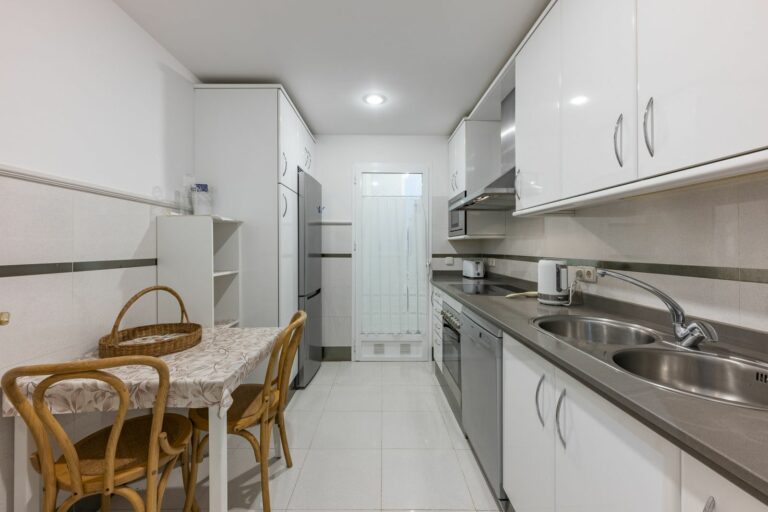 69012b9bb933813165720ad23cd859d9 - 16