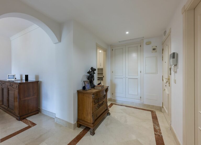 69012b9bb933813165720ad23cd859d9 - 2