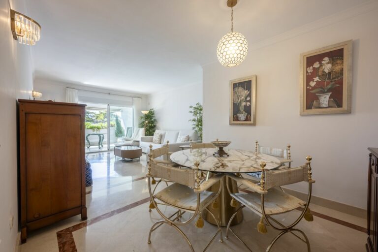 69012b9bb933813165720ad23cd859d9 - 3