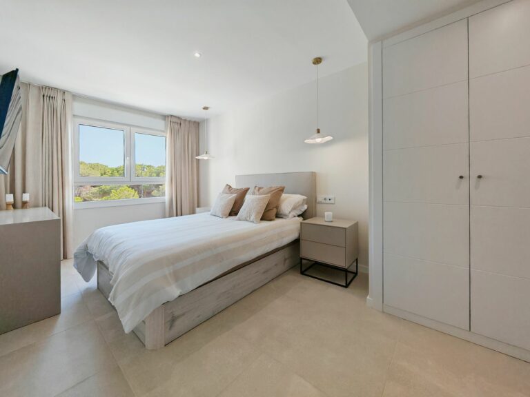 69016aa1500e2c48ae7a15fbb7386b67 - 11