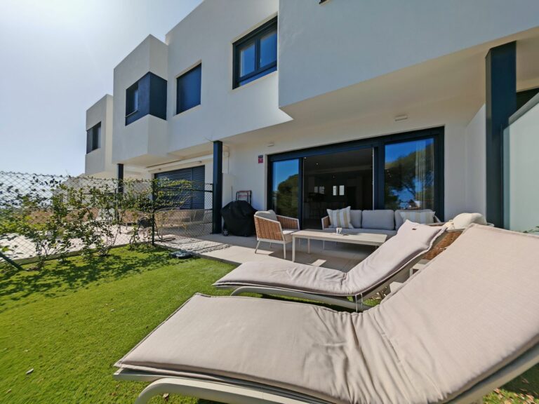 69016aa1500e2c48ae7a15fbb7386b67 - 8