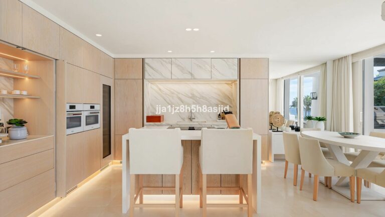 6beef05158e4ca13efed6fee12446365 - 16