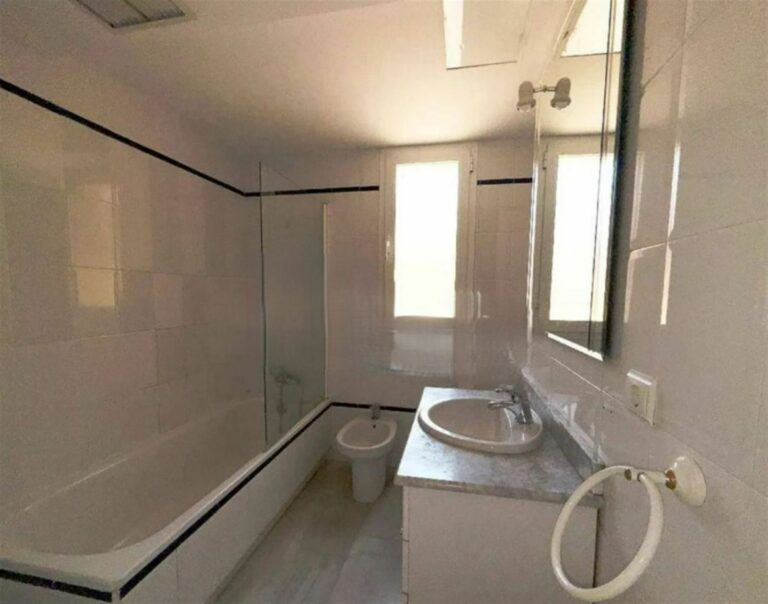 6c5bda68c2e5d7af6cc3e48572b527ac - 14