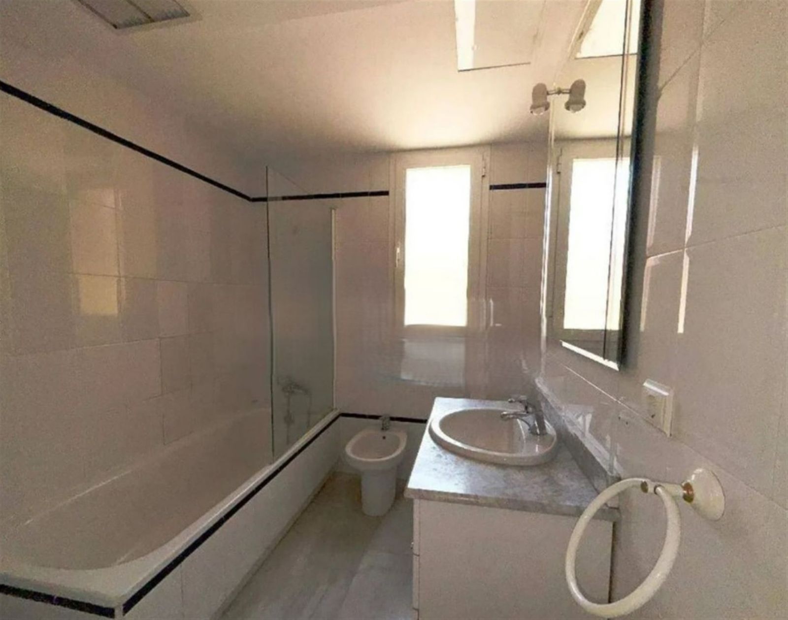 6c5bda68c2e5d7af6cc3e48572b527ac - 14