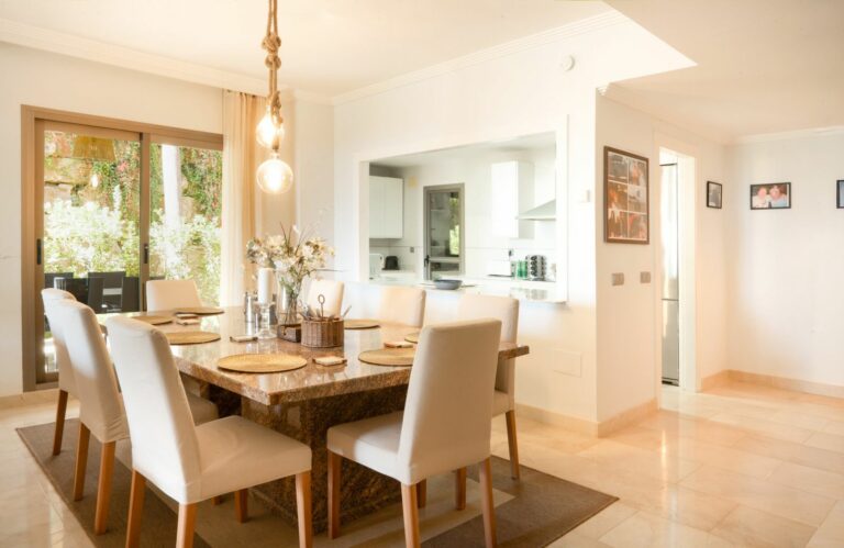 6c6f62ec1838f246b8ca3a91cec1b327 - 10