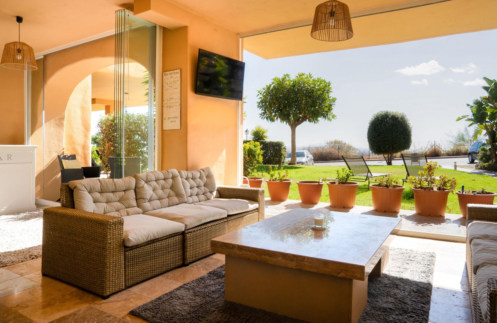 6c6f62ec1838f246b8ca3a91cec1b327 - 14