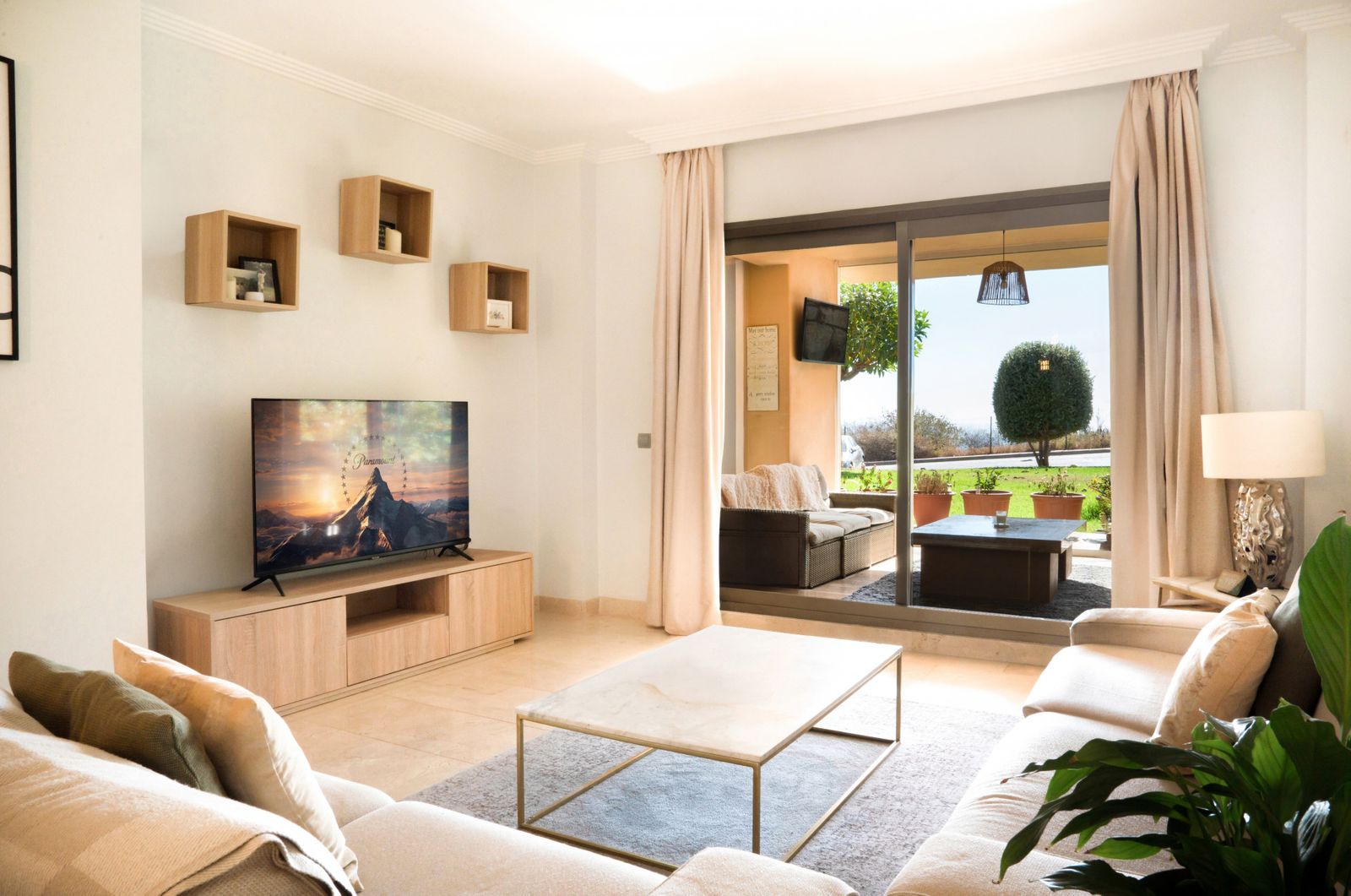 6c6f62ec1838f246b8ca3a91cec1b327 - 2