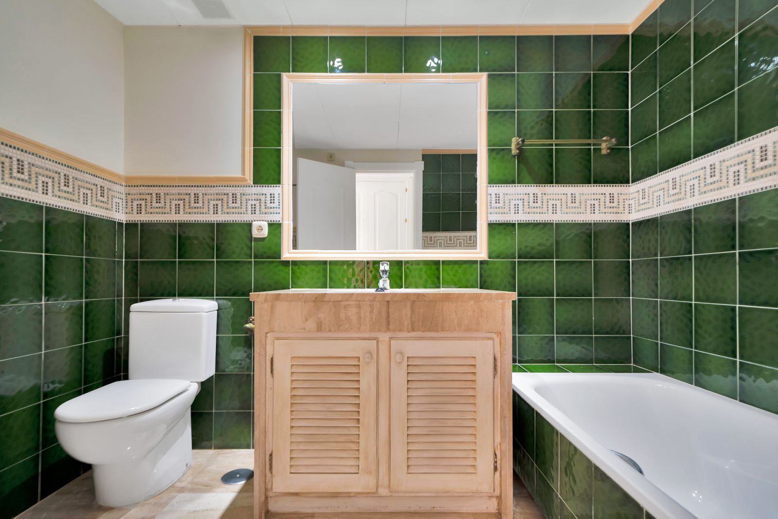 6cf949e367b567d009d7b687cfb5aecf - 12