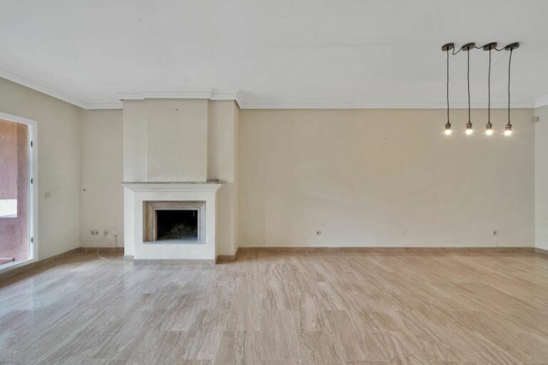 6cf949e367b567d009d7b687cfb5aecf - 2