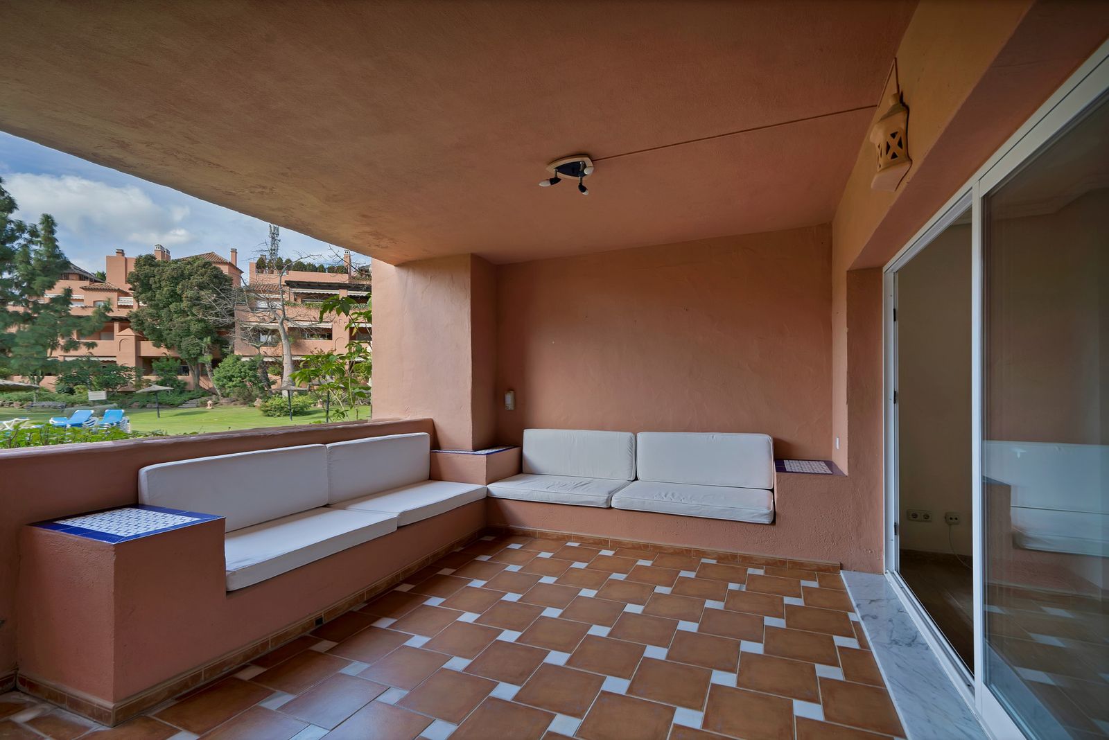 6cf949e367b567d009d7b687cfb5aecf - 7