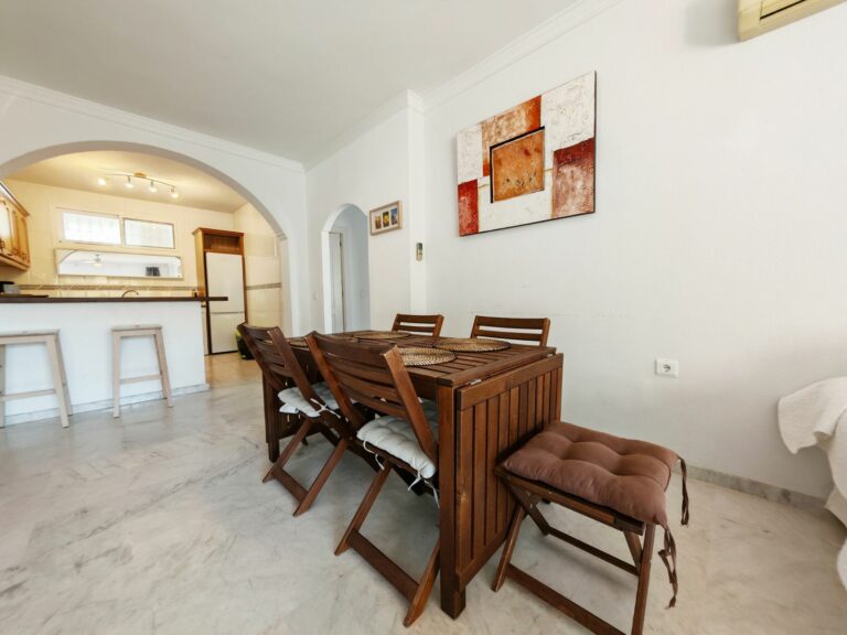 6e8313c55507b3a3d88fca0719f41f37 - 5