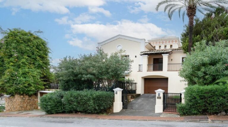 6ee9e5140837189b512c2a20a029c13b - 3