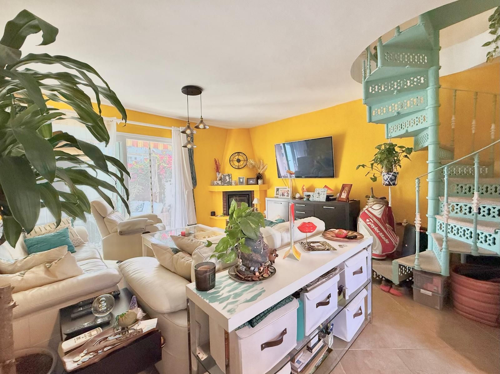 6f639d9f76000b91e4d1ecb437d18f3e - 7