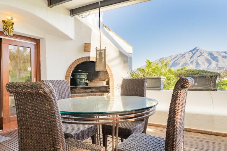 6fab51ffc5508fc3a187ea93dd8dfc10 - 6