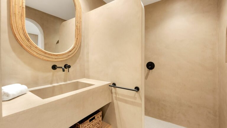 70b03ab1c9fe66ca8523e40ca9311d35 - 14